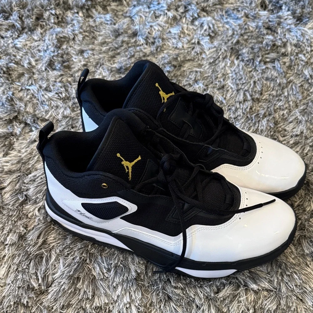 Jordan Stay Loyal 3Black White Metallic Gold - FB1396-070 - Size 11